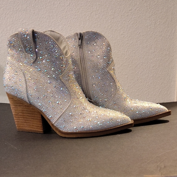 Sparkling Rhinestone Cowboy Booties - Picture 3 of 9